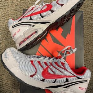 Nike Air Max Torch 4 Red and White Athletic Shoes